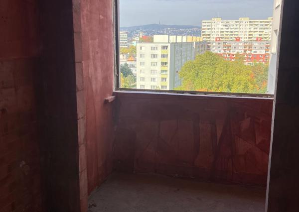 PRIPRAVUJEME – Štýlový 3-iz byt po luxusnej rekonštrukcii