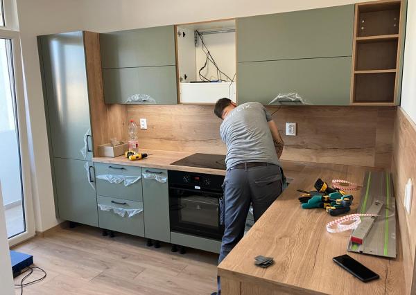 PRIPRAVUJEME – Štýlový 3-iz byt po luxusnej rekonštrukcii